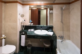 Catalonia Gran Hotel Verdi