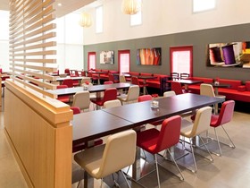 ibis Barcelona Santa Coloma