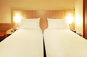 ibis Barcelona Santa Coloma