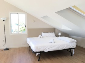 Homenfun Luxury House