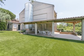 Homenfun Luxury House