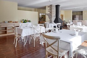Hotel Txoriene