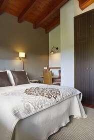 Hotel Txoriene