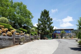 Hotel Txoriene