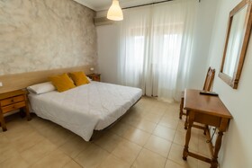 Hostal Restaurante El Bomba