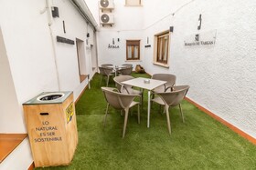 Hostal Restaurante El Bomba