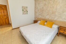 Hostal Restaurante El Bomba