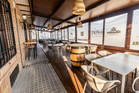 Hostal Restaurante El Bomba