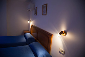 Hostal Restaurante ACUARIO