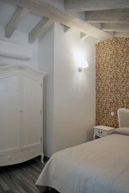 Casas De Valois