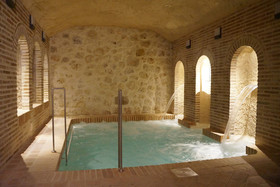 Casas De Valois