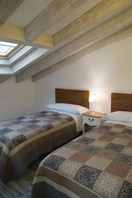 Casas De Valois