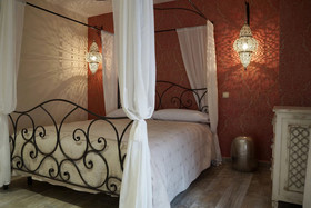 Casas De Valois