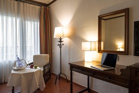 Parador De Manzanares
