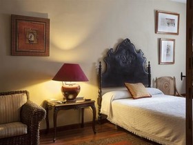 Almunia de San Miguel