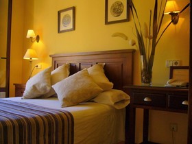 Apartamentos Turísticos de los Reyes