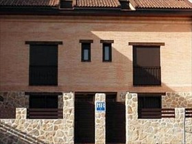 Hostal Y Casa Rural La Colmena