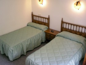Hotel Puerta Romeros