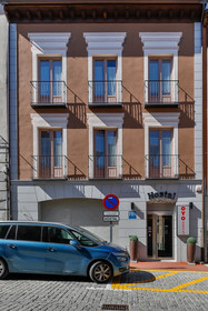 Hostal La Chata By OYO Rooms