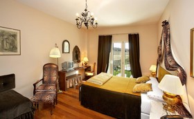 Hotel Santa Coloma del Camino