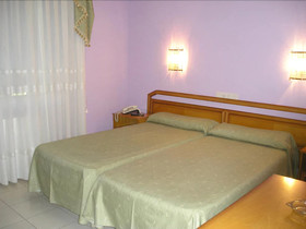 Hostal Restaurante Carolina