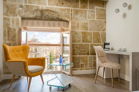 Salamanca Luxury Plaza