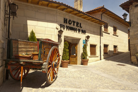 Hotel Santo Domingo De Silos