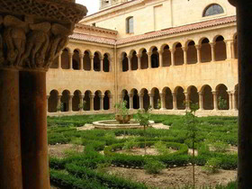 Hotel Santo Domingo De Silos
