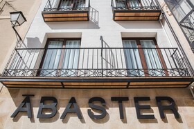 DWO Ábaster by Checkin