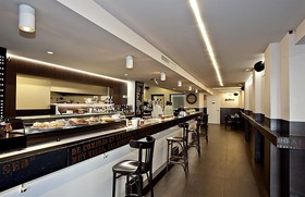 Hotel Apolonia