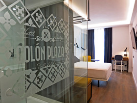 Hotel Colón Plaza