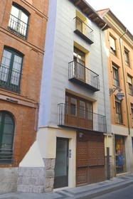 Leopoldo Cano Center