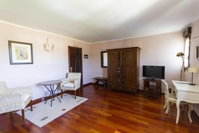 Hotel Rural Lacelo