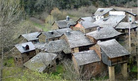 Las Doñas