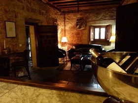 Real Posada De La Mesta