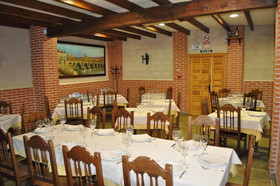 Hotel Puente de Piedra
