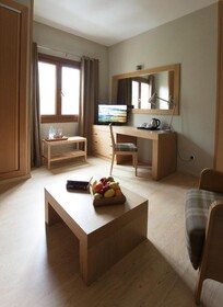 Hotel Manantial