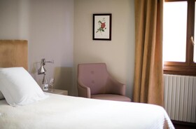 Hotel Manantial
