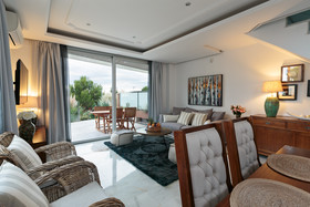 Marivent Apartments