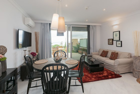 Marivent Apartments