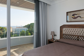 Marivent Apartments
