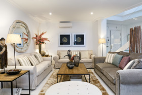 Marivent Apartments