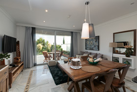 Marivent Apartments
