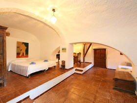 Moli De Mayola