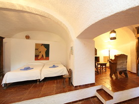 Moli De Mayola