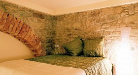 Urbi Manresa Apartments