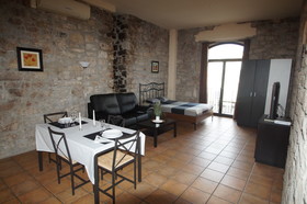 Urbi Manresa Apartments