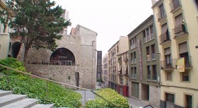 Urbi Manresa Apartments