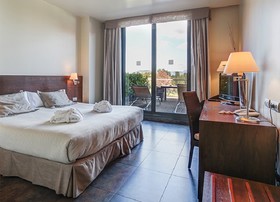 Dolce by Wyndham Barcelona Resort