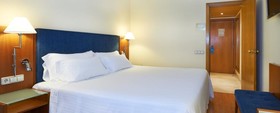 Hotel Up Rooms Vic